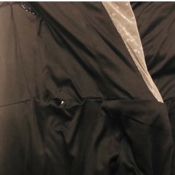 Aidan Mattox Sequin mini dress plunging illusion neck short dress Size 10 - Picture 13 of 16